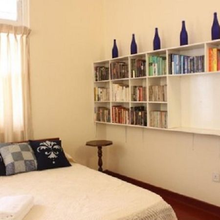 Charming Homestay By The Beach Dehiwala-Mount Lavinia ภายนอก รูปภาพ