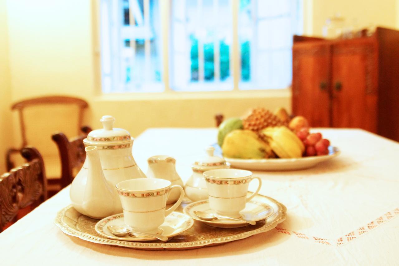 Charming Homestay By The Beach Dehiwala-Mount Lavinia ภายนอก รูปภาพ