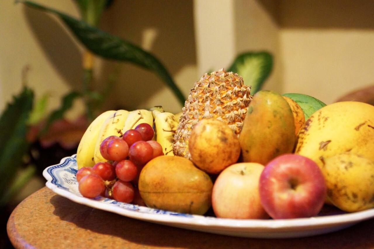 Charming Homestay By The Beach Dehiwala-Mount Lavinia ภายนอก รูปภาพ