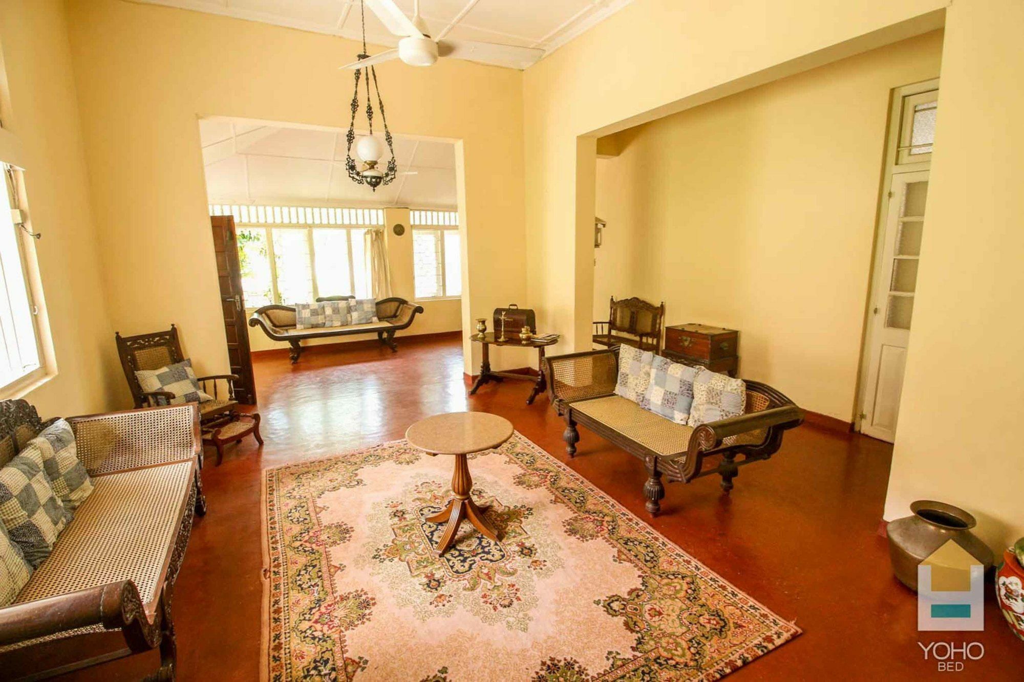 Charming Homestay By The Beach Dehiwala-Mount Lavinia ภายนอก รูปภาพ