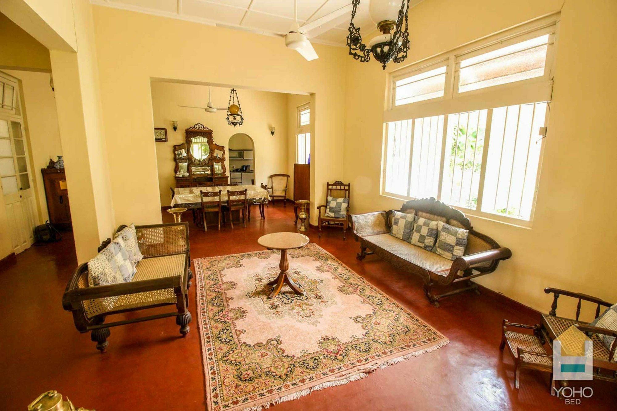 Charming Homestay By The Beach Dehiwala-Mount Lavinia ภายนอก รูปภาพ
